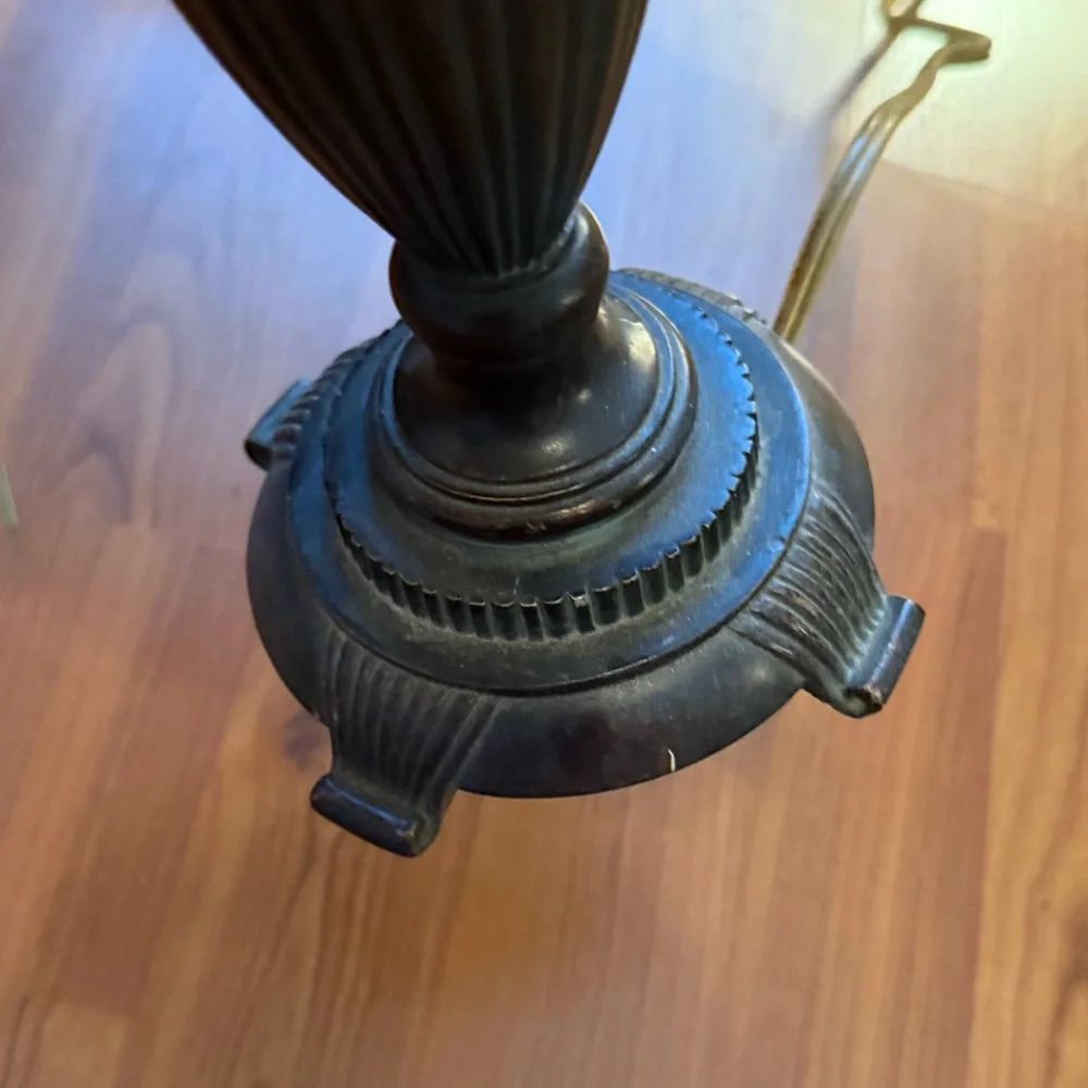 Vintage Table Top Lamp - Picture 9 of 16